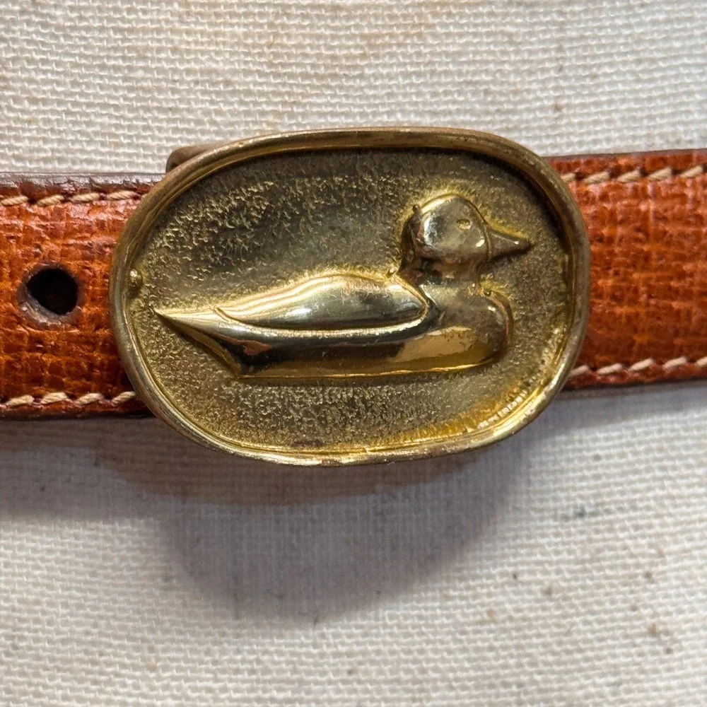 Trafalgar Leather Belt Women 28 Tan Vintage Duck Buckle Preppy Equestrian Hunter